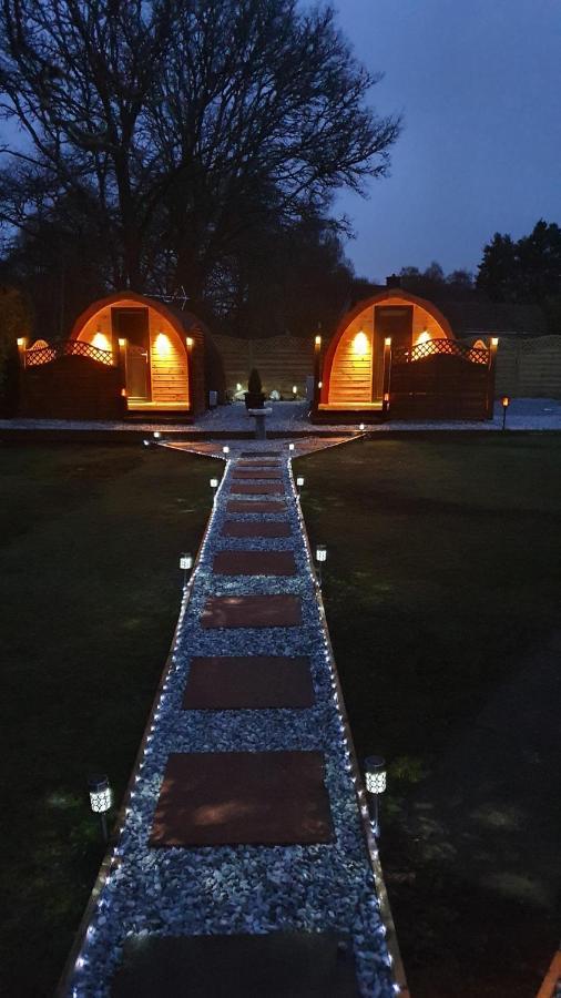 רויברידג' Highland & Transylvania Glamping Pods מראה חיצוני תמונה