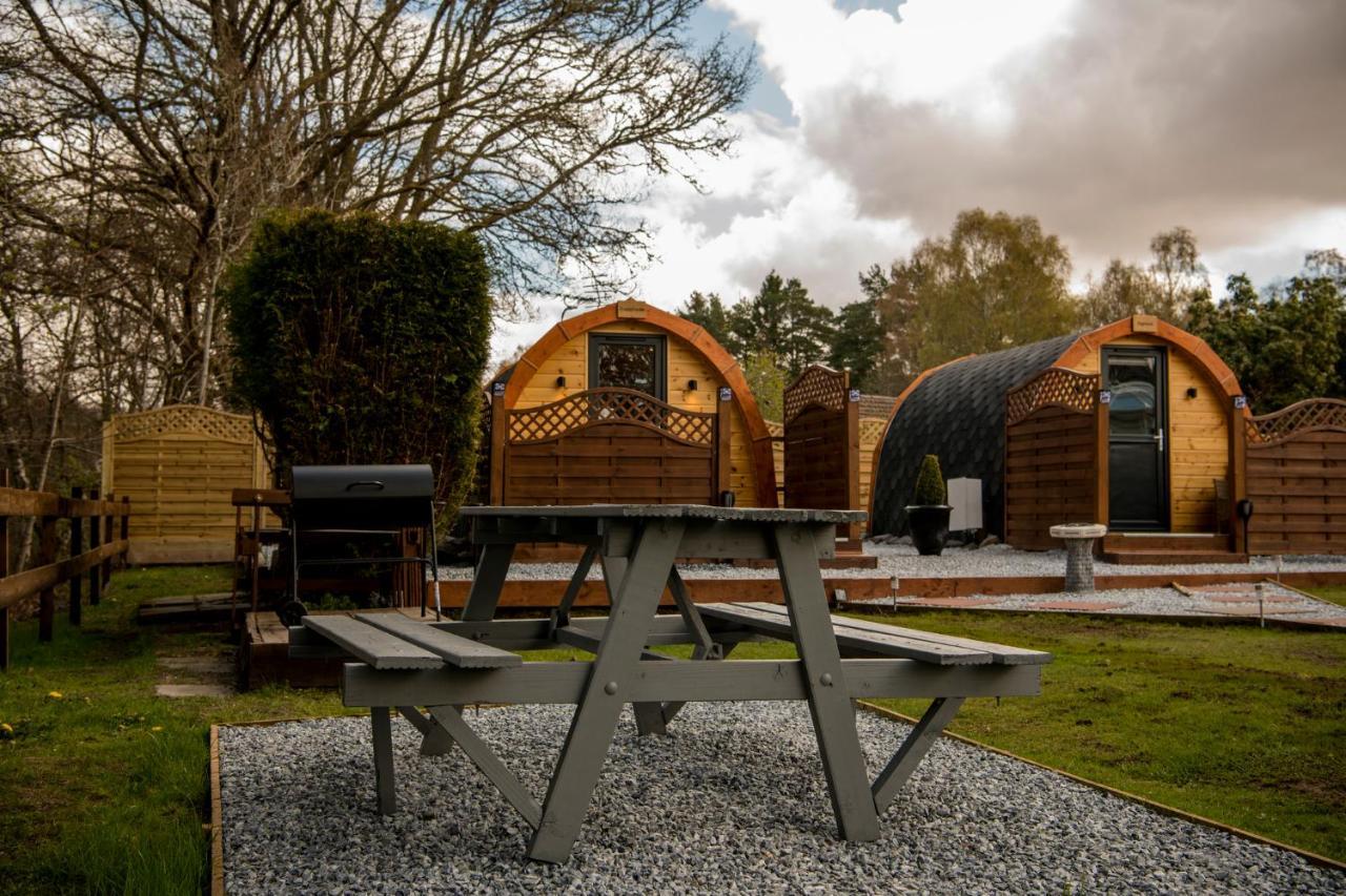 רויברידג' Highland & Transylvania Glamping Pods מראה חיצוני תמונה