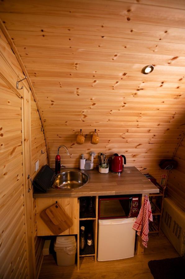 רויברידג' Highland & Transylvania Glamping Pods מראה חיצוני תמונה