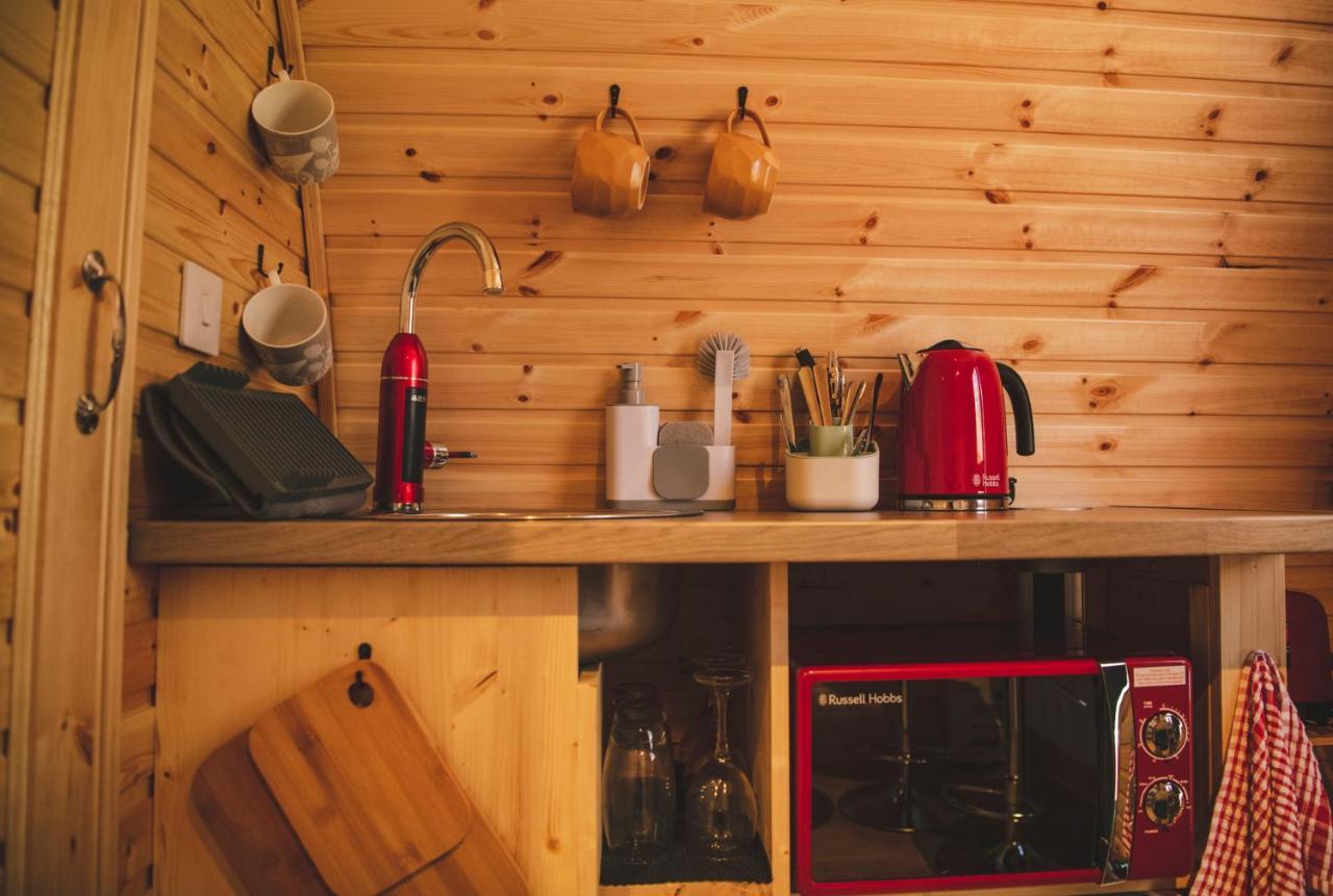 רויברידג' Highland & Transylvania Glamping Pods מראה חיצוני תמונה